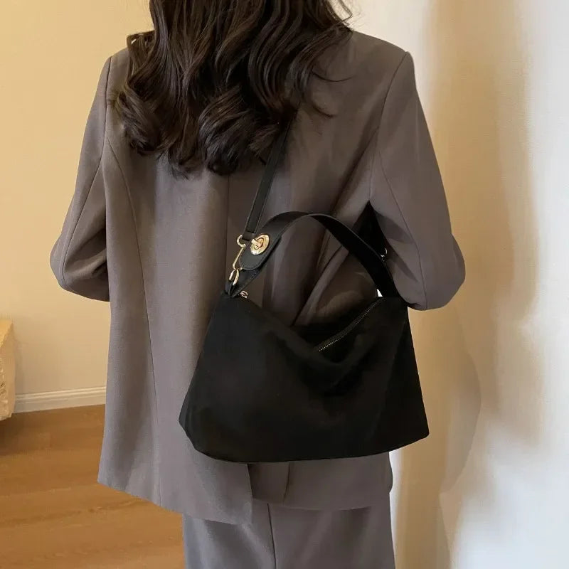 Rosie | Minimalist Shoulder Bag